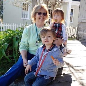 Meet your Posher, Beverly